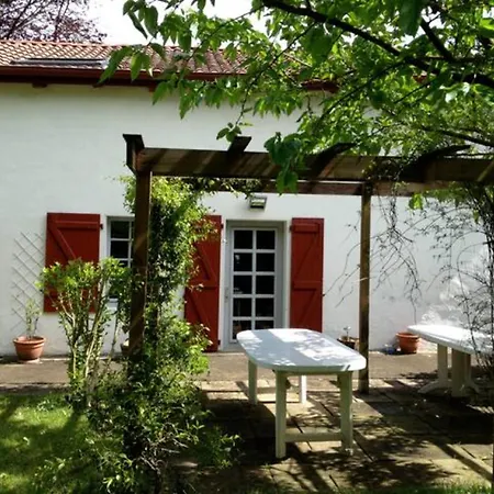 Πανσιόν Haltzugarria, Maison Basque Authentique Et Familiale *